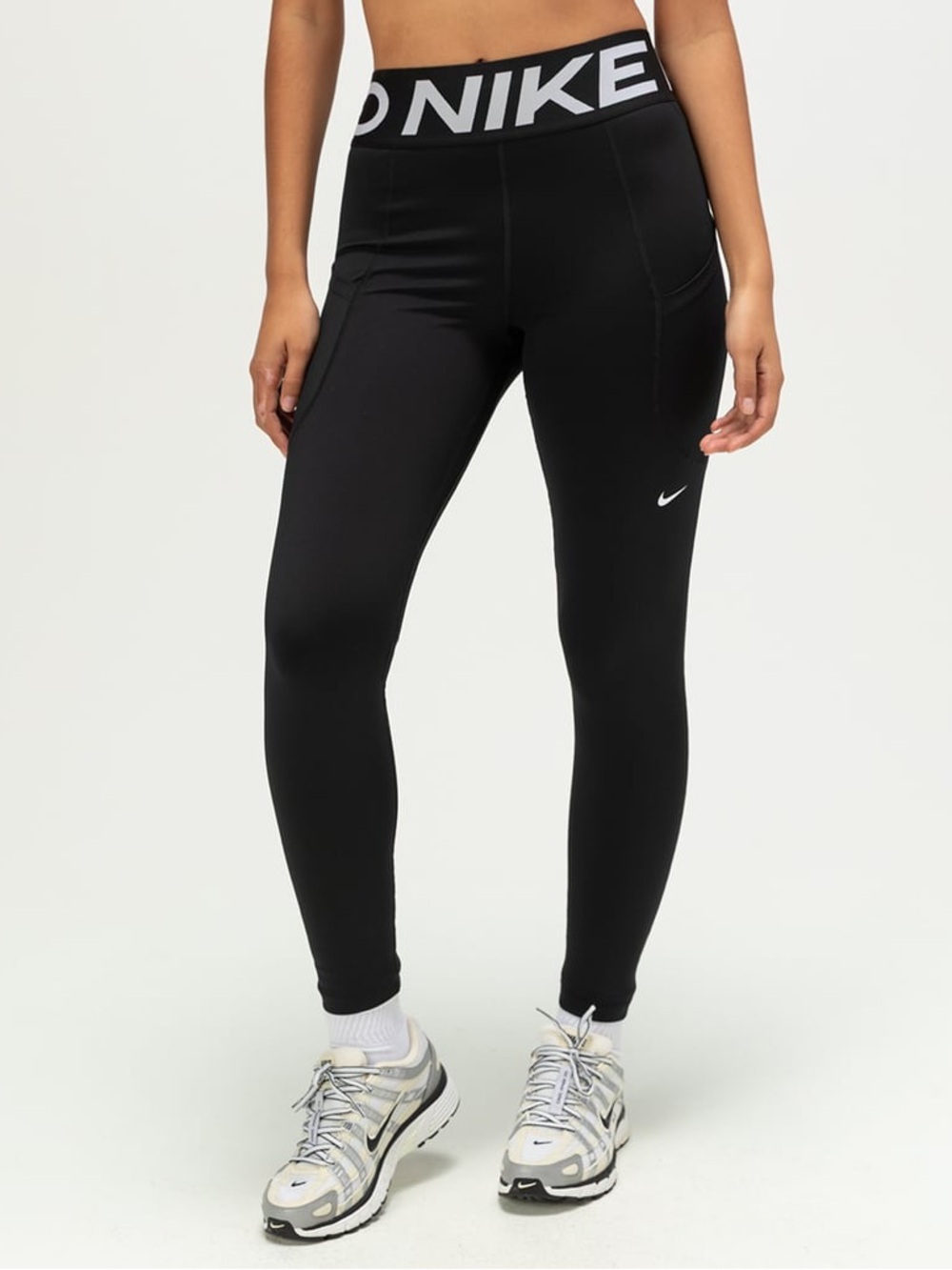 Nike Black High-Rise Logo Waistband Leggings